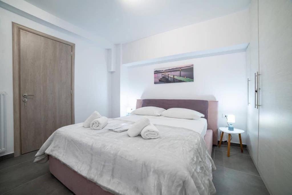 Brand New Aprt With Backyard In Lycabettus Hill ! Apartman Athén Kültér fotó