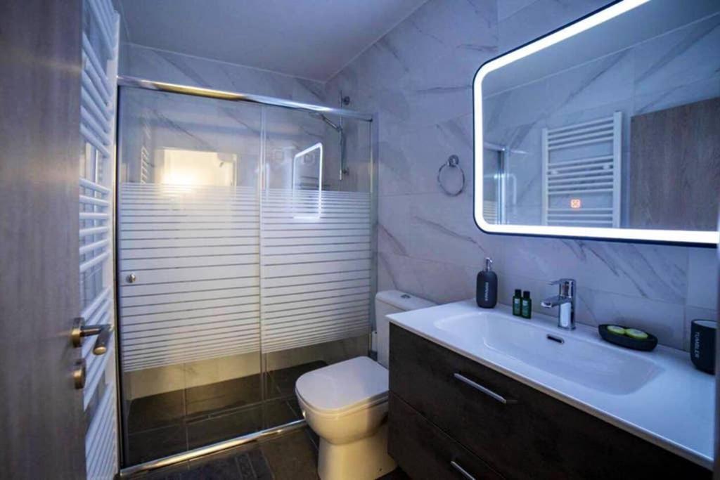 Brand New Aprt With Backyard In Lycabettus Hill ! Apartman Athén Kültér fotó