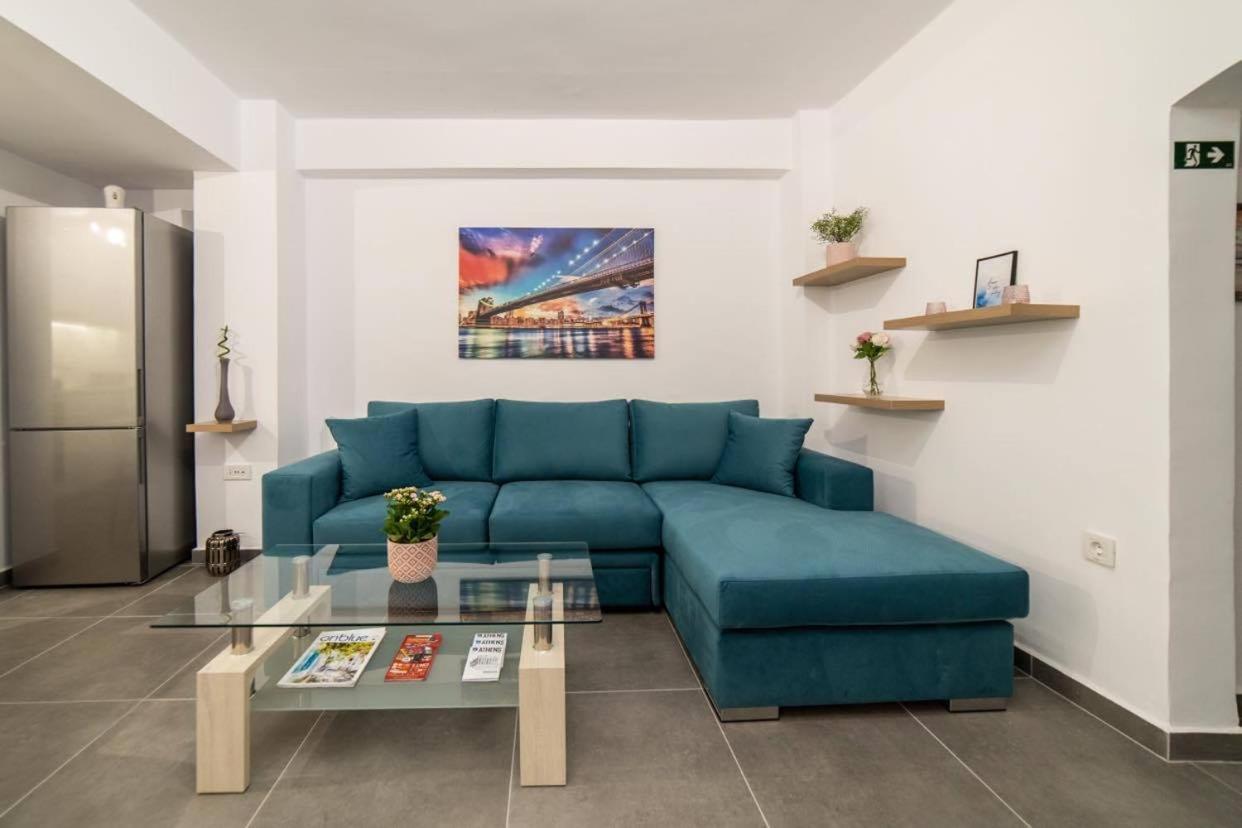 Brand New Aprt With Backyard In Lycabettus Hill ! Apartman Athén Kültér fotó