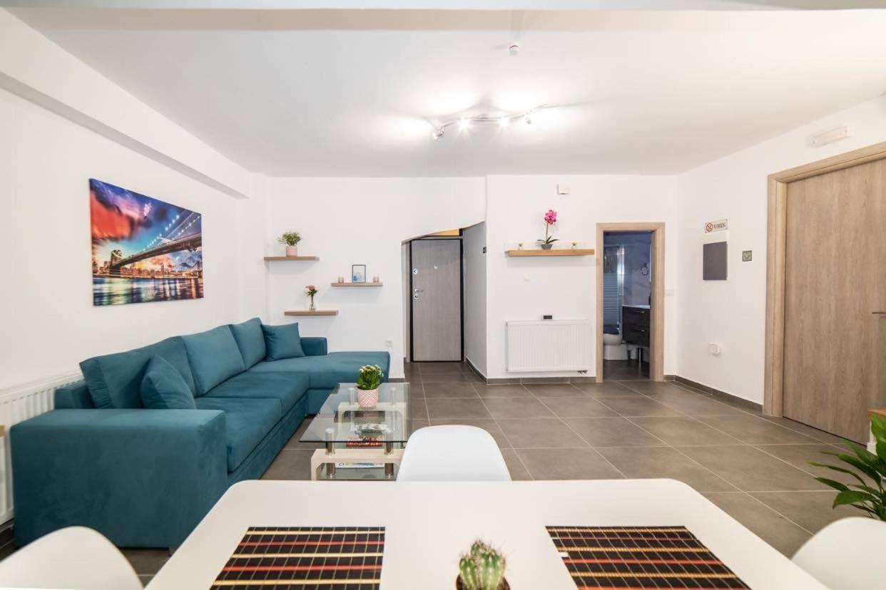 Brand New Aprt With Backyard In Lycabettus Hill ! Apartman Athén Kültér fotó